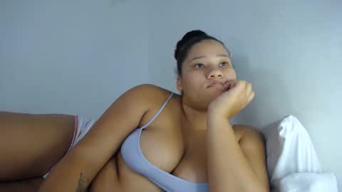 Snapshot of lize_lisha chatting on October 2025 11:37:01 PM lizze online show from October 2025 11:37:01 PM