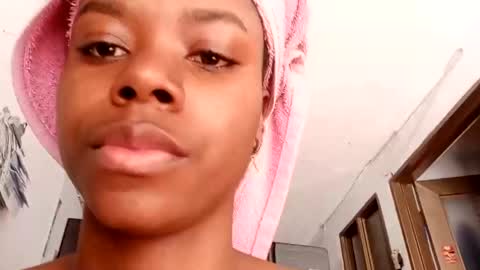 liz online show from February 2025 08:51:02 PM