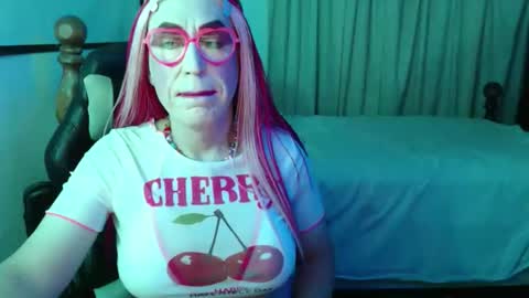 Lizi Chery Strawbery online show from April 2026 09:30:01 AM