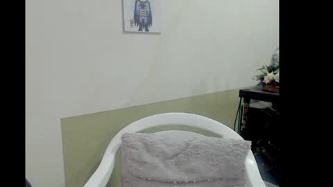 Snapshot of lizz1305 chatting on December 2024 04:50:01 PM lizz1305 online show from December 2024 04:50:01 PM