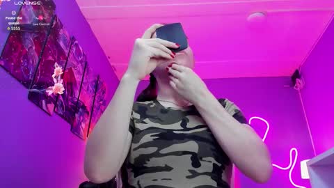 Lizeth  Tatiana Mahecha online show from March 2026 04:31:01 AM