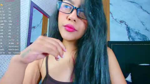 Snapshot of lizza_oss chatting on April 2026 11:56:01 AM Liz online show from April 2026 11:56:01 AM