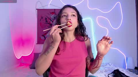 Snapshot of lizza_scott chatting on December 2024 02:10:02 AM Lizza Scott online show from December 2024 02:10:02 AM