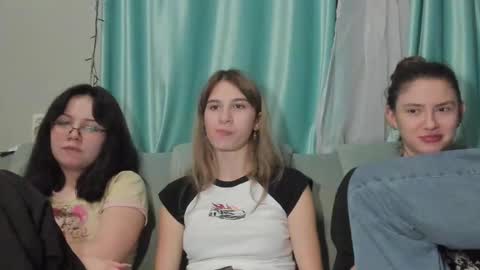 lizzi_muur online show from January 2025 07:59:02 PM