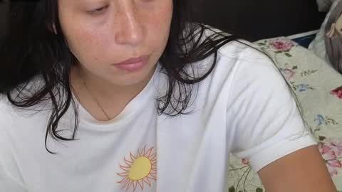 Snapshot of lizzy_kawuaii chatting on April 2026 02:18:02 PM lizzy online show from April 2026 02:18:02 PM