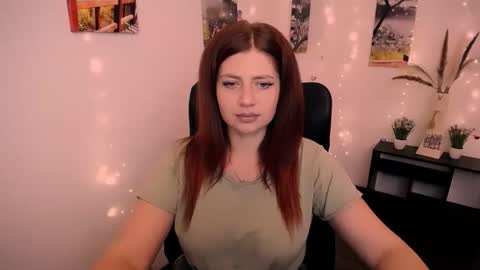 Snapshot of lizzy_koul chatting on September 2025 06:52:01 PM Lizzy3 online show from September 2025 06:52:01 PM