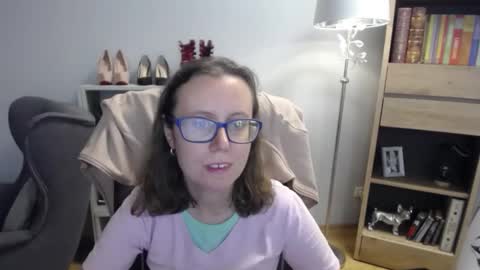 Snapshot of lizzy_sparkle chatting on September 2025 04:25:02 AM Lizzy online show from September 2025 04:25:02 AM