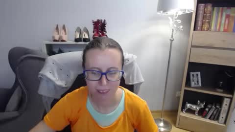 Snapshot of lizzy_sparkle chatting on September 2025 04:36:02 AM Lizzy online show from September 2025 04:36:02 AM