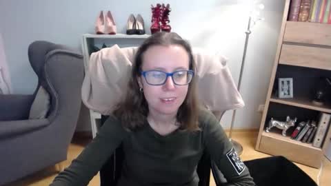 Snapshot of lizzy_sparkle chatting on October 2025 04:24:01 AM Lizzy online show from October 2025 04:24:01 AM