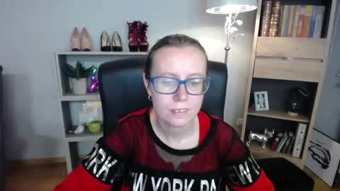 Snapshot of lizzy_sparkle chatting on November 2025 05:20:02 AM Lizzy online show from November 2025 05:20:02 AM