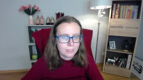 Snapshot of lizzy_sparkle chatting on November 2025 06:30:02 AM Lizzy online show from November 2025 06:30:02 AM