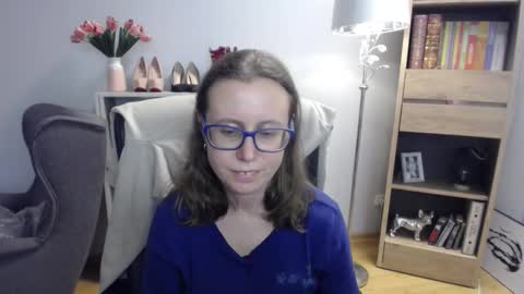 Snapshot of lizzy_sparkle chatting on November 2025 06:45:02 AM Lizzy online show from November 2025 06:45:02 AM