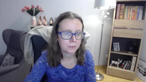 Snapshot of lizzy_sparkle chatting on November 2025 06:14:02 AM Lizzy online show from November 2025 06:14:02 AM