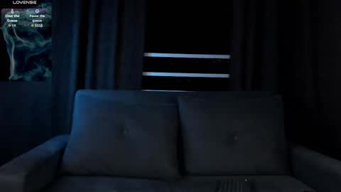 Lynx Mist online show from December 2025 11:45:01 PM