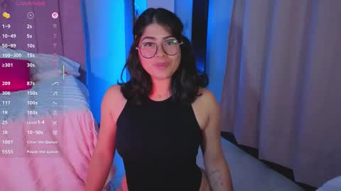 Snapshot of loaluxury chatting on November 2025 06:31:02 PM Pamela online show from November 2025 06:31:02 PM