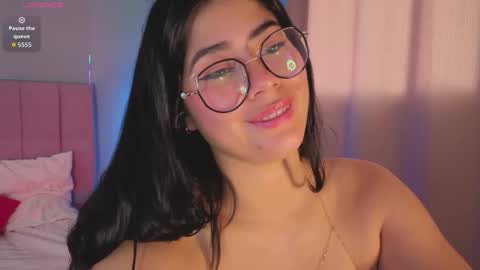 Snapshot of loaluxury chatting on November 2025 06:06:02 PM Pamela online show from November 2025 06:06:02 PM