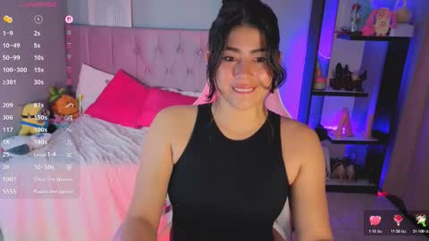 Snapshot of loaluxury chatting on November 2025 11:35:01 AM Pamela online show from November 2025 11:35:01 AM