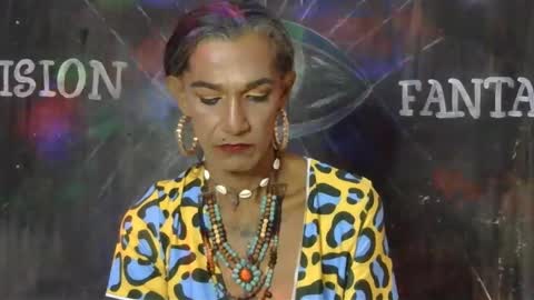 LA LOBA online show from January 2025 12:27:02 AM