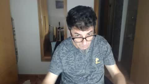 lobosolitario73 online show from October 2025 10:53:02 PM