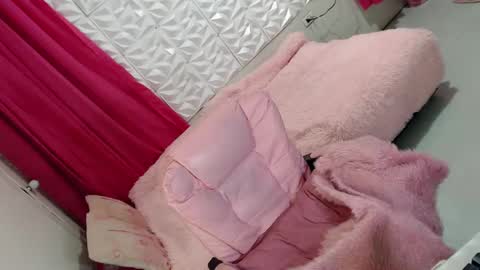 Thea online show from February 2025 11:23:02 PM