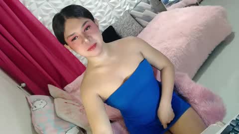 Thea online show from March 2025 07:42:02 PM