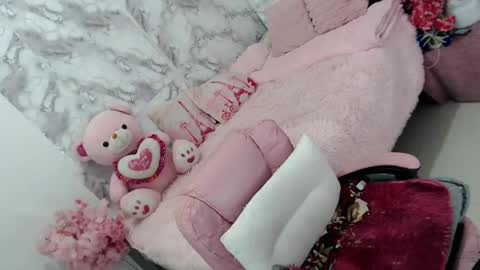 Thea online show from March 2026 12:38:01 AM