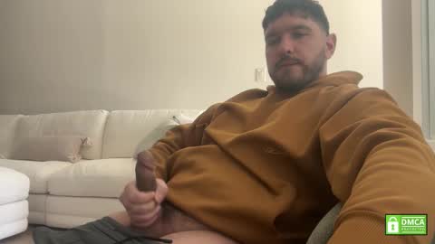 lockdownlove online show from February 2026 05:00:02 PM