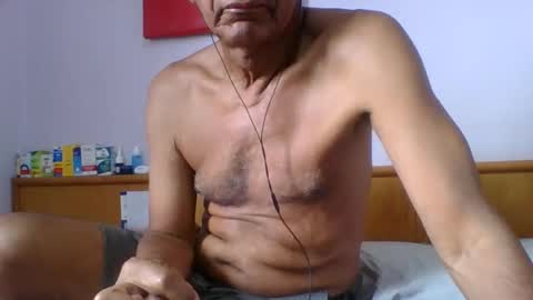 lodovicense1984 online show from December 2025 03:06:01 PM