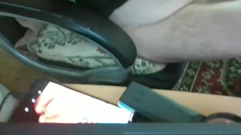 Snapshot of loewe39238 chatting on February 2025 02:57:01 PM loewe39238 online show from February 2025 02:57:01 PM