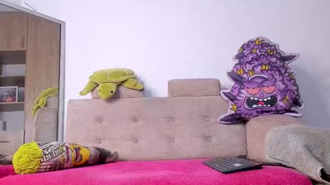 LOGAN DRAKE online show from November 2025 03:39:01 AM