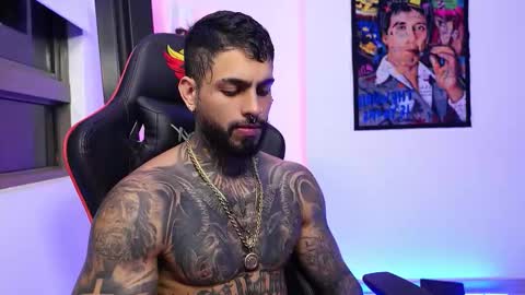 logan_hugh8 online show from November 2025 03:48:01 AM