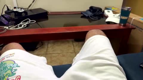 Snapshot of logandaimond chatting on December 2025 04:40:01 AM logandaimond online show from December 2025 04:40:01 AM