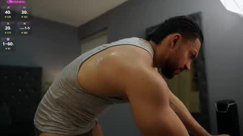 loganmartinx online show from October 2025 09:26:02 PM