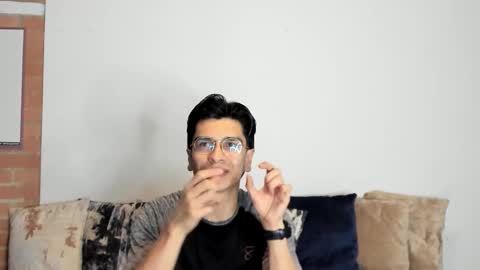 Logan online show from February 2026 08:19:01 AM