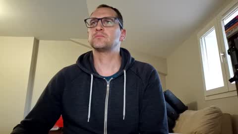 Snapshot of loic31_31 chatting on March 2025 05:11:02 PM loic31 online show from March 2025 05:11:02 PM