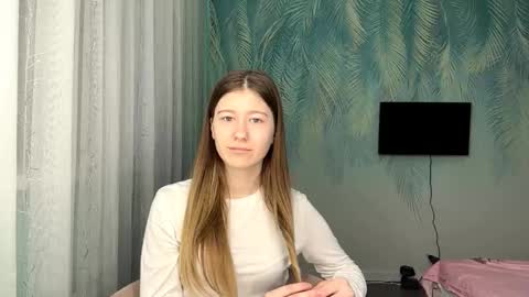 Snapshot of loisecromack chatting on March 2026 12:55:02 PM Kate online show from March 2026 12:55:02 PM