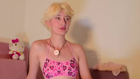 Lola . online show from May 2026 10:39:01 PM