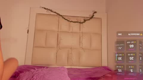 lola_js online show from October 2025 02:16:01 PM