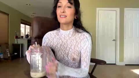 lola_la_lita online show from November 2025 07:02:01 PM