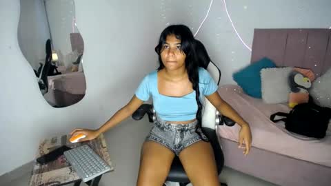 Snapshot of lola_lustrum chatting on June 2026 03:36:01 PM lola_lustrum online show from June 2026 03:36:01 PM