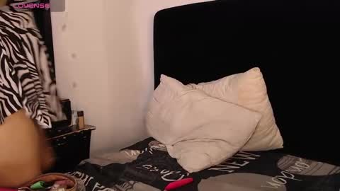 Snapshot of lolaa_staars chatting on December 2024 03:04:01 AM lolaa_staars online show from December 2024 03:04:01 AM