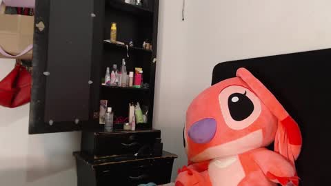 Snapshot of lolaa_staars chatting on December 2024 07:33:02 AM lolaa_staars online show from December 2024 07:33:02 AM