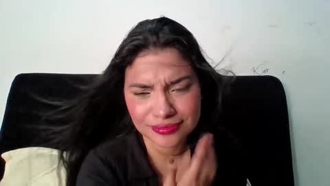 Snapshot of lolaa_staars chatting on September 2025 07:19:01 AM lolaa_staars online show from September 2025 07:19:01 AM