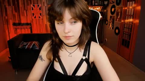 Snapshot of lolaasmus chatting on May 2026 05:48:02 AM I consider myself the god Loki but life just calls me LOL online show from May 2026 05:48:02 AM
