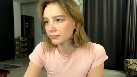 lolaatatee online show from May 2026 08:27:01 PM