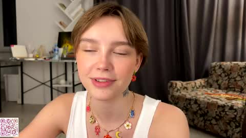 lolaatatee online show from June 2026 06:22:02 PM