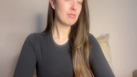 Snapshot of loladom chatting on October 2025 07:53:01 AM Frt Pr1ncess online show from October 2025 07:53:01 AM