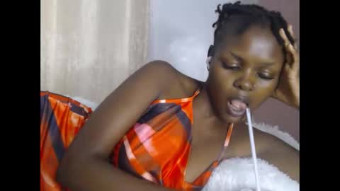 lolamia7 online show from March 2026 10:08:01 AM