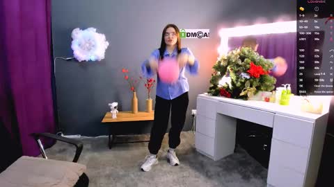 Lola pvt is OPEN online show from February 2025 12:44:02 PM