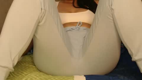 Lola online show from October 2025 09:14:02 PM